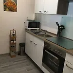 아파트 Filli Mit Sauna Und Pool Im Haus *