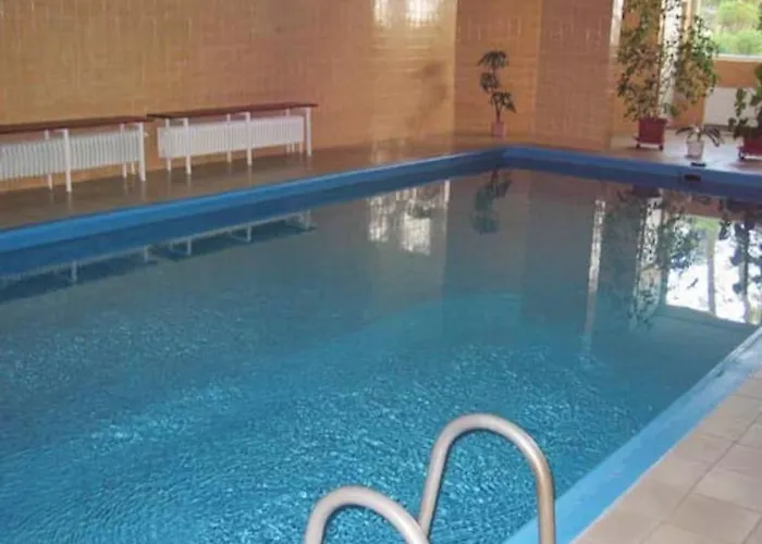 Filli Mit Sauna Und Pool Im Haus برين ام شيميسي